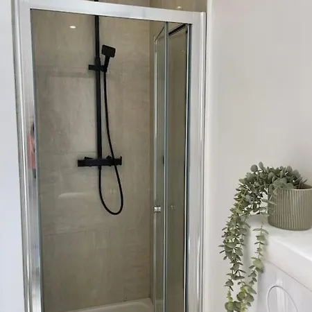 A 2 Pas De La Et Parking Prive דירה